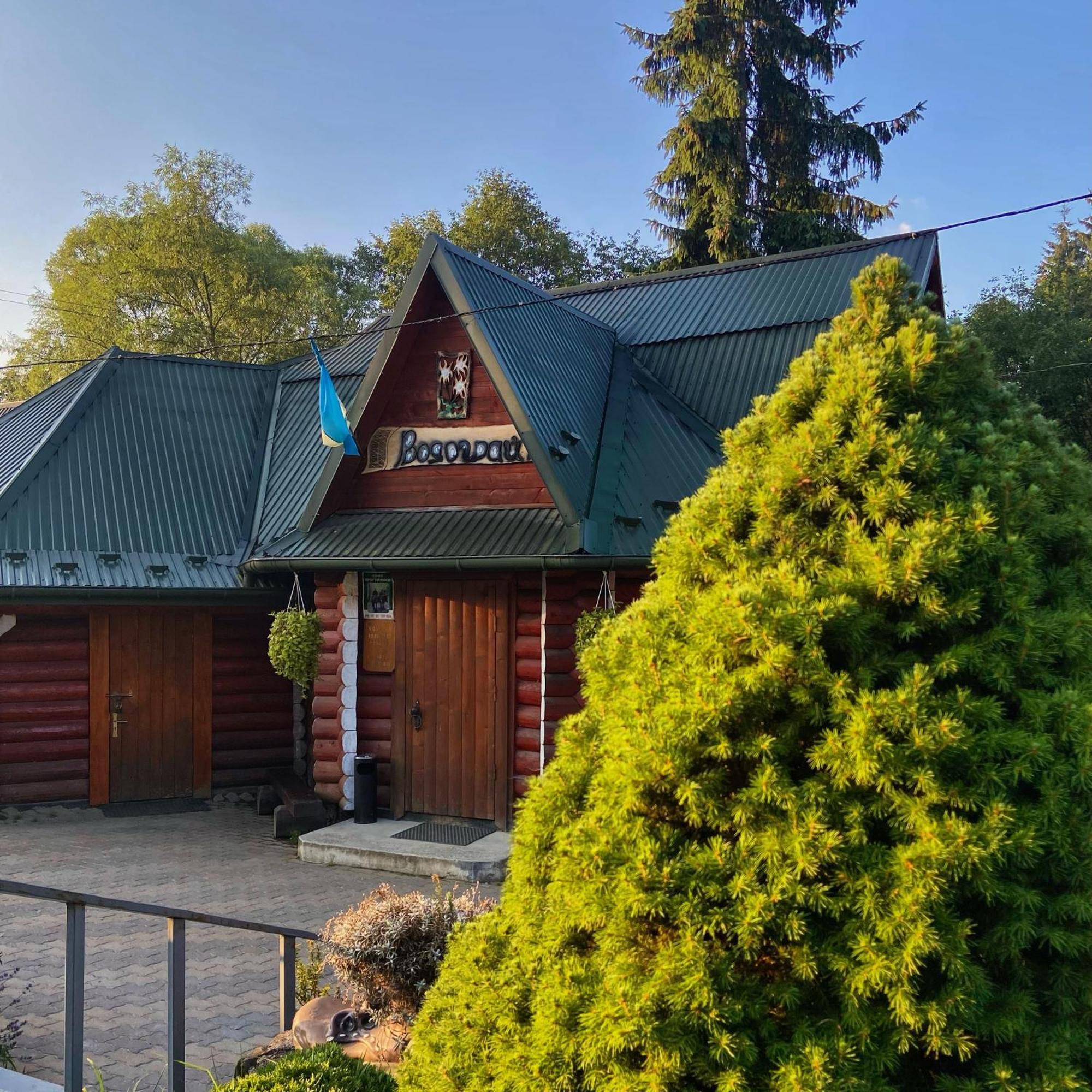 Triple Room,1650868454:JPEG