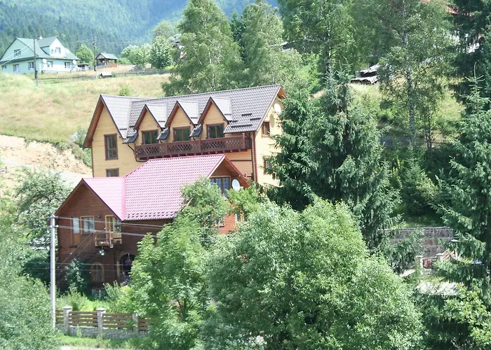 Готель Скарбівка Ворохта